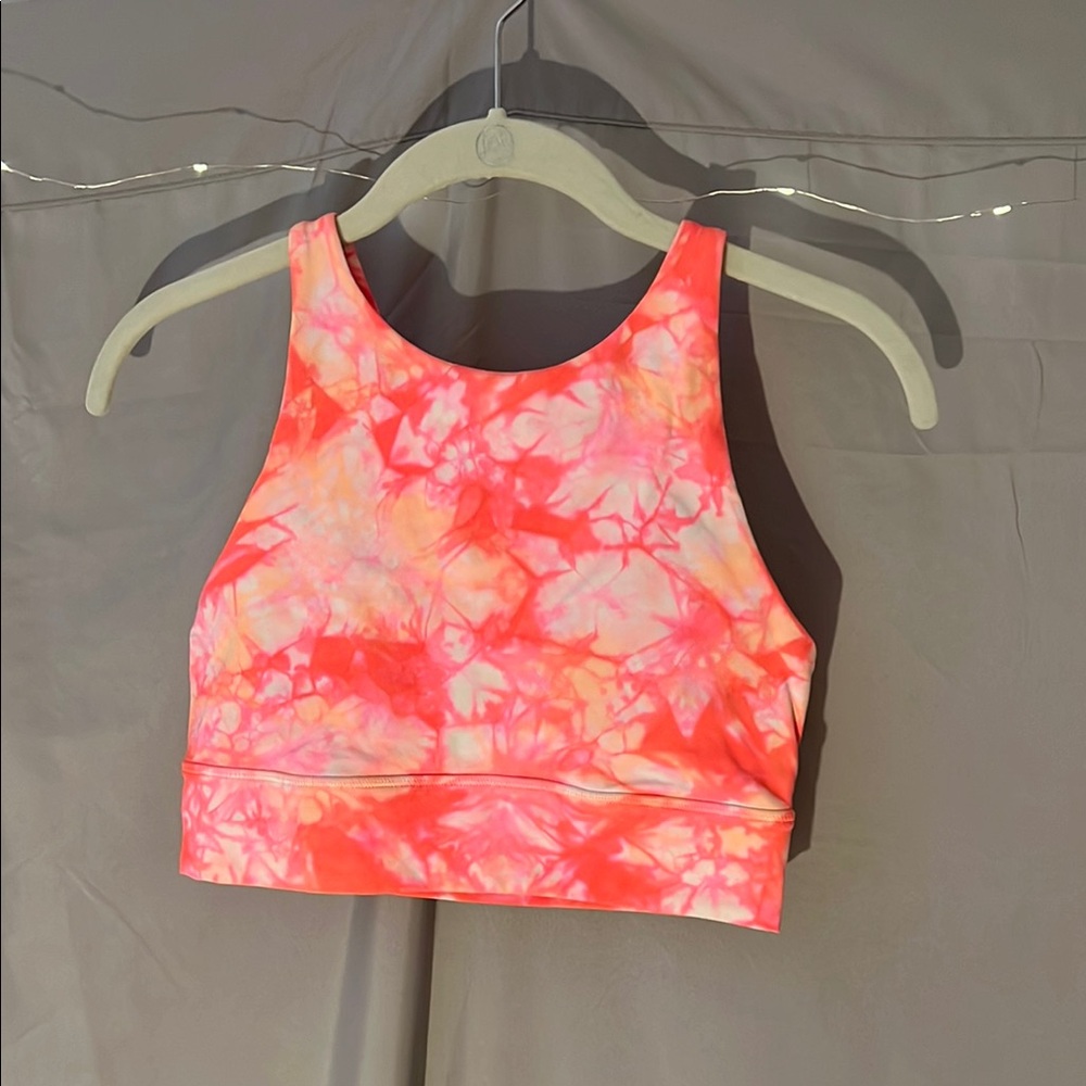 Lululemon Vibrant Tie-Dye sports bra size 6 NWOT